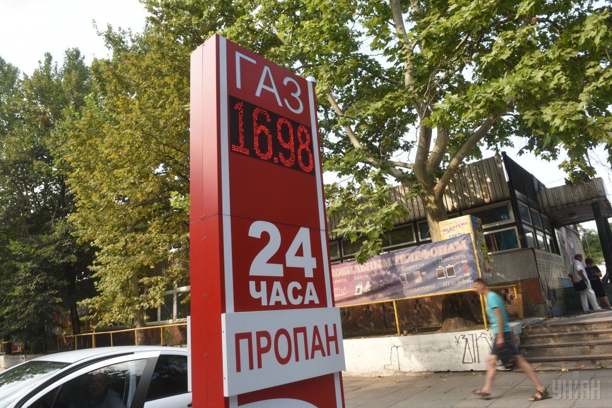 Ряд сетей АЗС в Украине 18-19 октября увеличили цену на автогаз на 10-30 копеек за литр